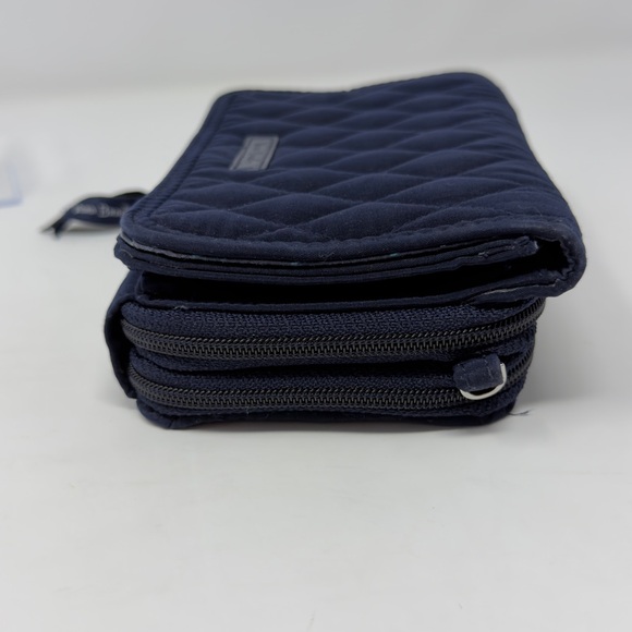 Vera Bradley Quilted RFID All-In-One Wallet Navy Blue Quilted Floral NO STRAP - Picture 6 of 16